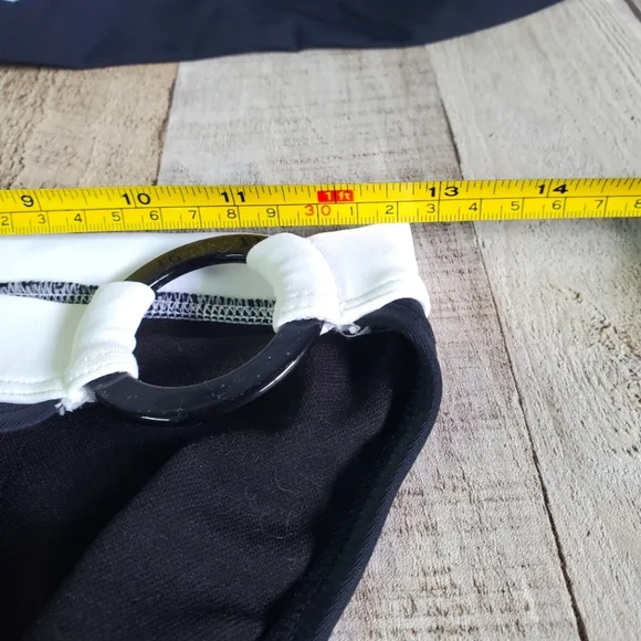 NEWPORT NEWS | Black & White Swim sz 2 - Picture 7 of 10